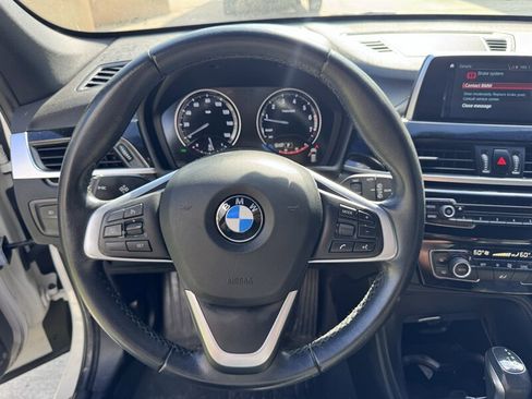Used 2018 BMW X1 sDrive28i image 9