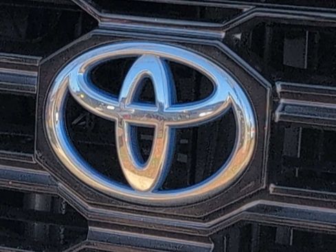 Used 2023 Toyota Sequoia Platinum image 12