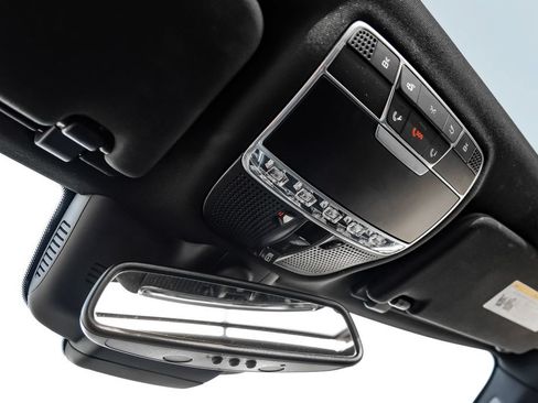 Used 2016 Mercedes-Benz S 550 Sedan image 25