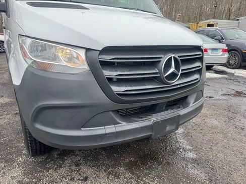 Used 2020 Mercedes-Benz Sprinter 2500 image 8