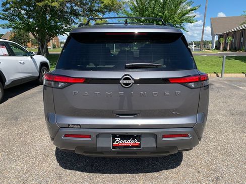 New 2026 Nissan Pathfinder SL FWD image 5