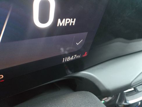 Certified 2025 Buick Encore GX Sport Touring w/ Comfort Package image 14