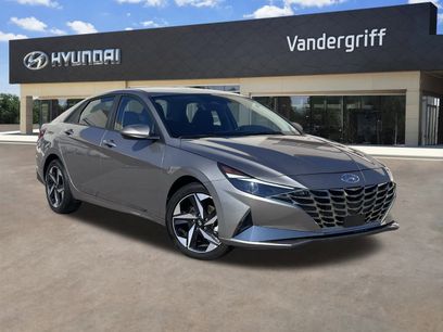 Used 2023 Hyundai Elantra SEL w/ Convenience Package