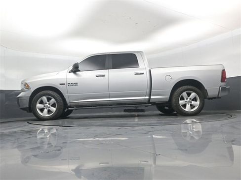 Used 2017 RAM 1500 Classic SLT image 42