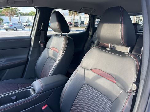 New 2026 Nissan Kicks SR FWD image 20