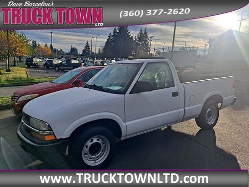 Used 2003 Chevrolet S10 Pickup 2WD Regular Cab image 11