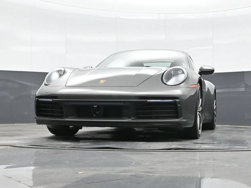 Used 2024 Porsche 911 Carrera S RWD image 33