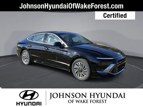 Certified 2025 Hyundai Sonata SEL image 1