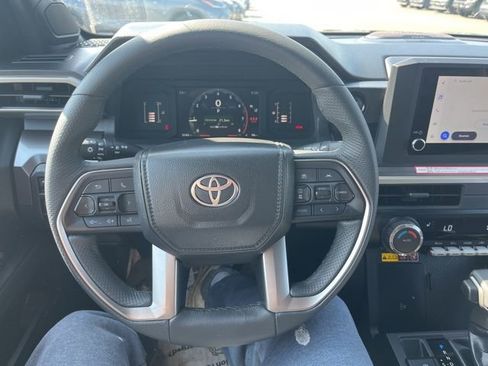 Used 2025 Toyota Tacoma SR5 w/ SR5 Upgrade Package image 10