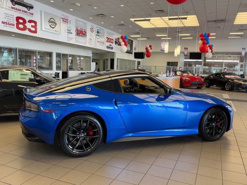 Certified 2024 Nissan Z Performance w/ Floor Mat Package image 4