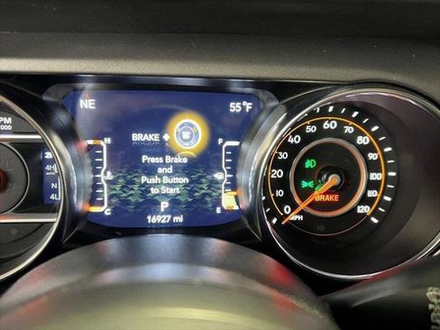 Certified 2023 Jeep Wrangler Sport image 33