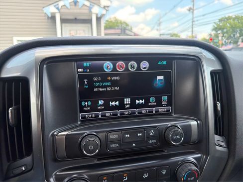 Used 2019 Chevrolet Silverado 1500 LT AWD/4WD image 17