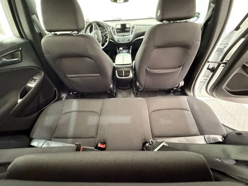 Used 2022 Chevrolet Malibu LT image 24