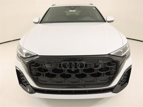New 2026 Audi Q8 Premium Plus image 8