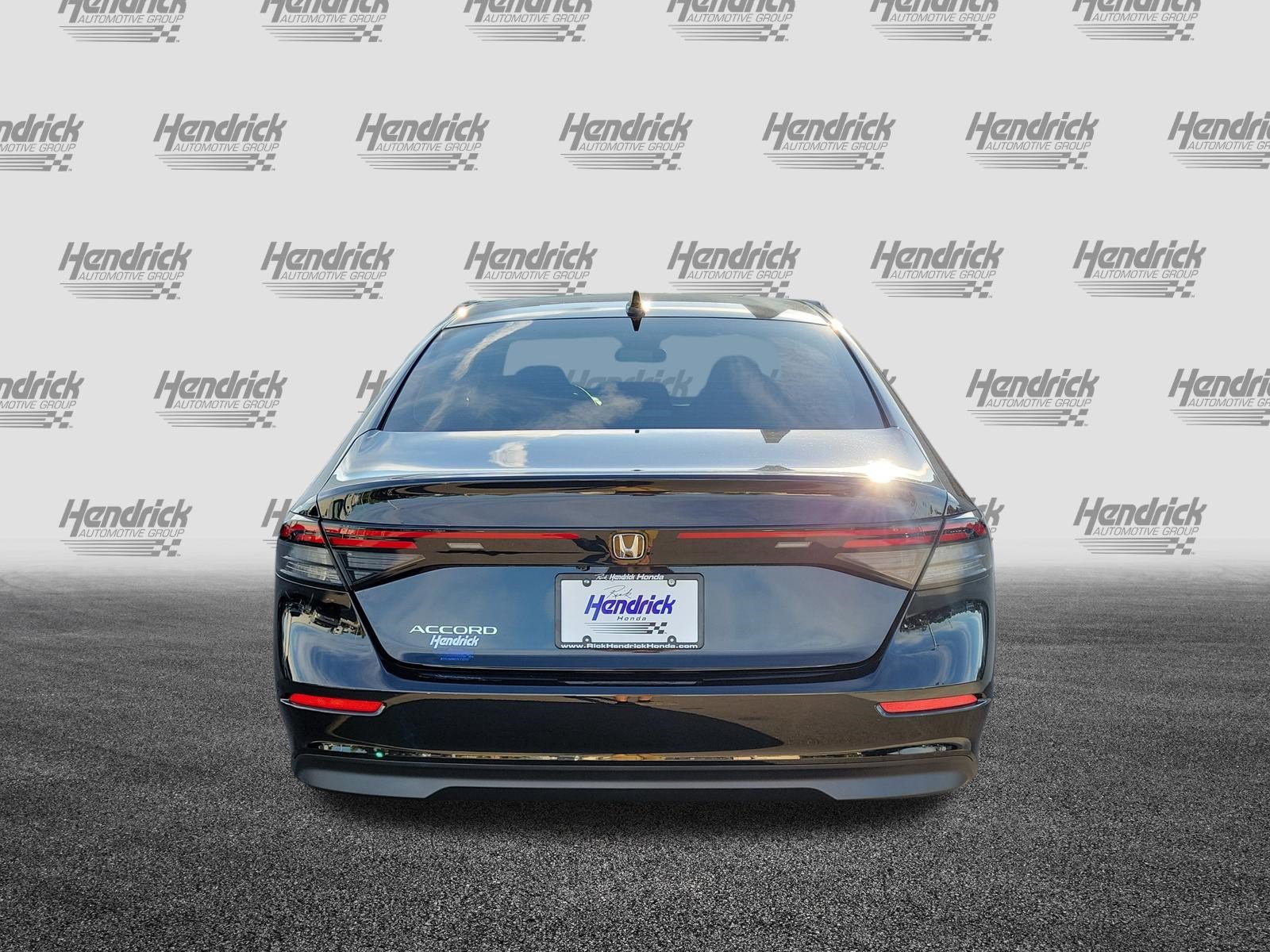 Used 2023 Honda Accord EX image 6