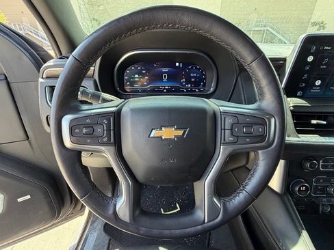 Used 2022 Chevrolet Tahoe LT w/ Luxury Package AWD/4WD image 14