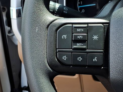 Used 2023 Ford F150 XLT AWD/4WD image 31