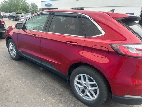 Used 2024 Ford Edge SEL w/ Convenience Package AWD/4WD image 5