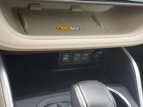 Certified 2024 Toyota Highlander XLE AWD/4WD image 31