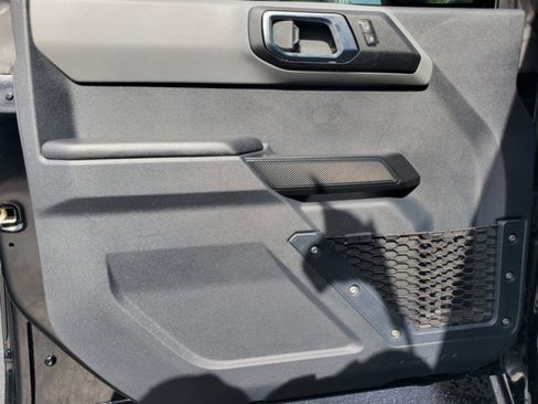 Certified 2024 Ford Bronco Black Diamond image 11