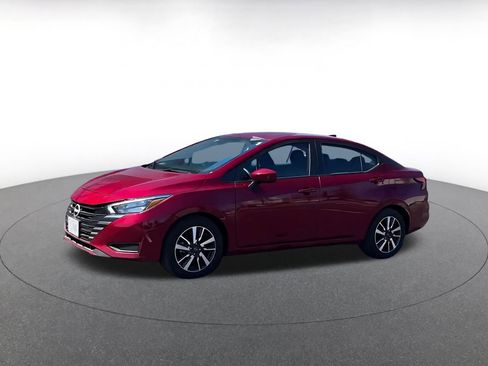 Used 2025 Nissan Versa SV FWD image 7