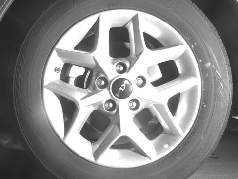 Used 2025 Kia Soul LX w/ LX Technology Package FWD image 12