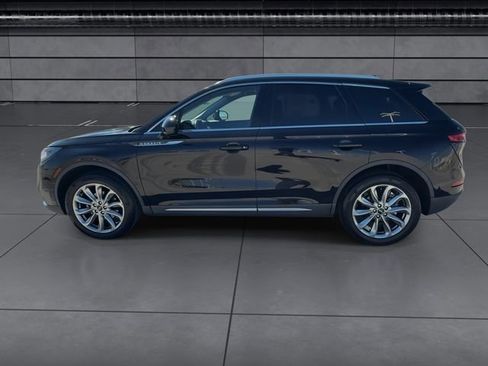 Used 2022 Lincoln Corsair Standard w/ Premium Package image 5