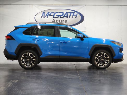 Used 2021 Toyota RAV4 Adventure AWD/4WD image 3