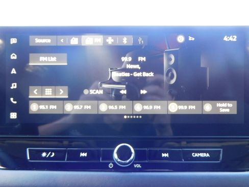 New 2025 Mitsubishi Outlander SE image 21