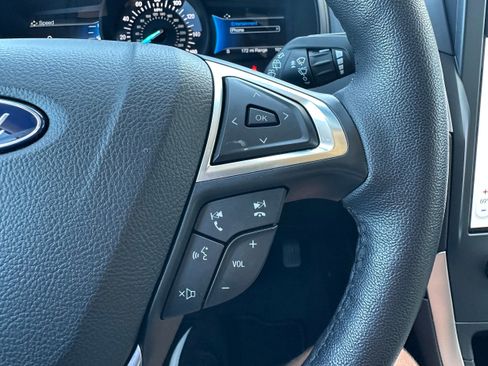 Used 2023 Ford Edge SEL image 24