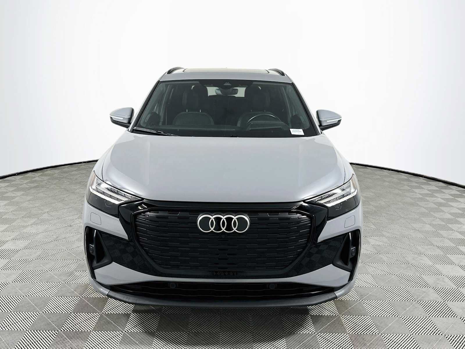 Certified 2023 Audi Q4 e-tron Prestige w/ Black Optic Package AWD/4WD image 2