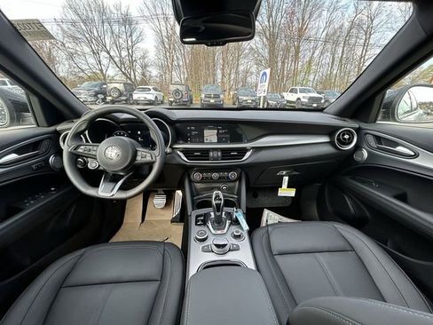 New 2026 Alfa Romeo Stelvio Sprint AWD/4WD image 12