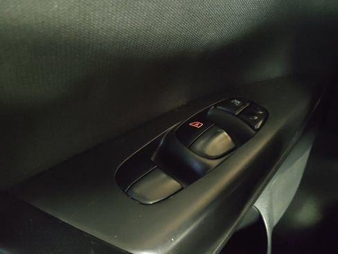 Used 2019 Nissan Sentra S FWD image 27