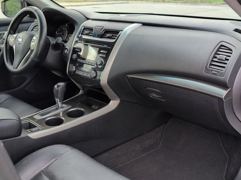 Used 2014 Nissan Altima 2.5 SL w/ Moonroof Package FWD image 27