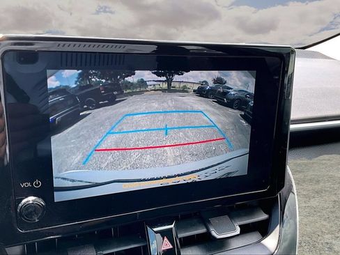 Used 2024 Toyota Corolla LE FWD image 14