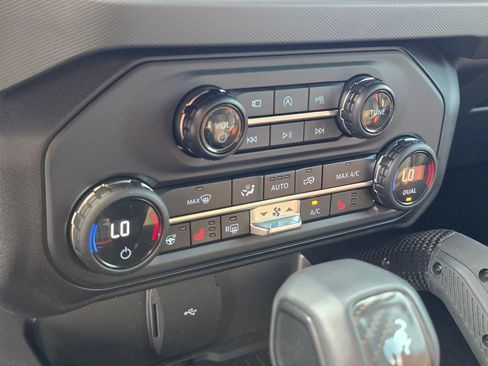 Used 2024 Ford Bronco Raptor w/ Interior Carbon Fiber Pack 6 AWD/4WD image 22