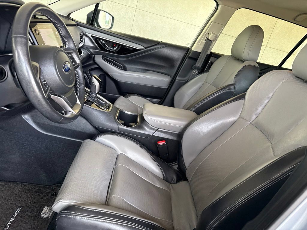 Used 2020 Subaru Outback Limited AWD/4WD image 31