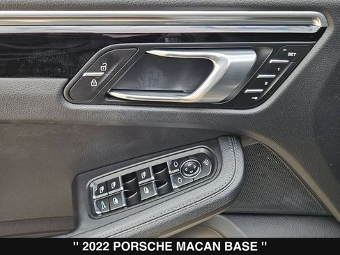 Used 2022 Porsche Macan AWD/4WD image 15