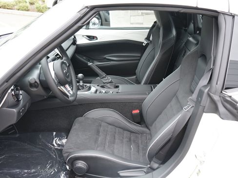 New 2025 MAZDA MX-5 Miata RF Club image 11