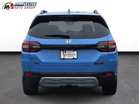 New 2025 Honda Pilot TrailSport image 7