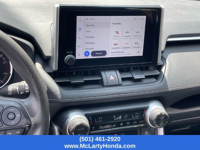 Used 2025 Toyota RAV4 XLE FWD image 21
