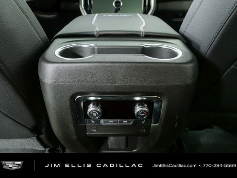 Used 2025 GMC Yukon XL Denali w/ Sun & Power Step Package AWD/4WD image 18