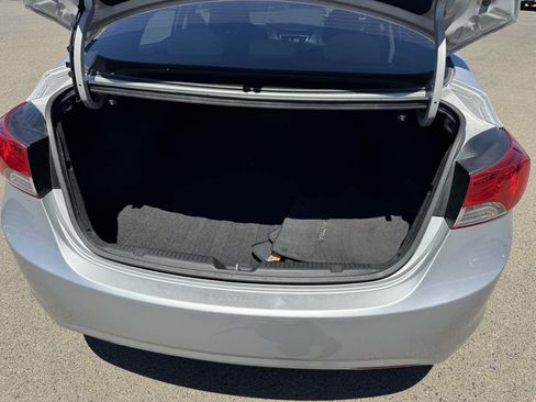 Used 2012 Hyundai Elantra GLS w/ Preferred Pkg 3 FWD image 32