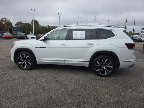 Used 2025 Volkswagen Atlas SEL Premium R-Line image 9