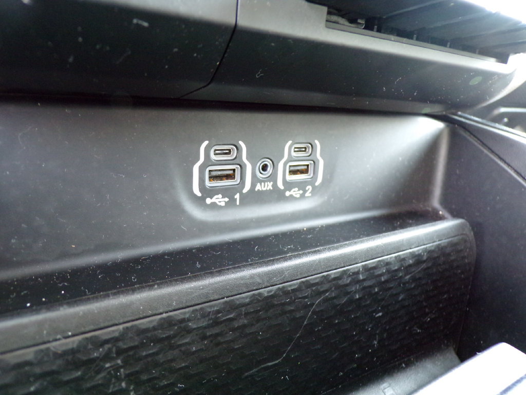 Used 2020 RAM 1500 Laramie AWD/4WD image 21
