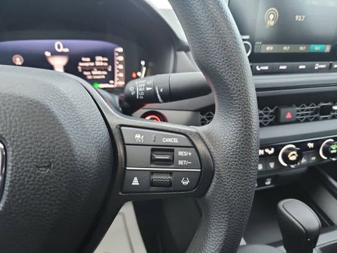 Certified 2025 Honda Accord SE image 27