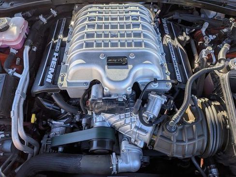 Used 2020 Dodge Challenger SRT Hellcat Redeye image 21