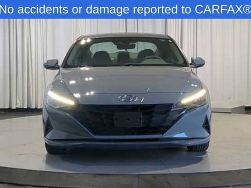 Used 2021 Hyundai Elantra SEL FWD image 3