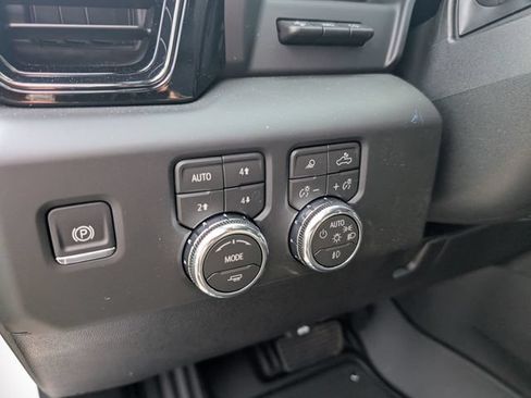 New 2026 GMC Sierra 2500 AT4 w/ Technology Package AWD/4WD image 19