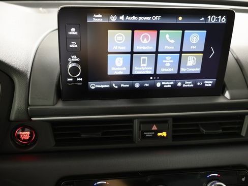 New 2025 Honda Pilot Touring image 14